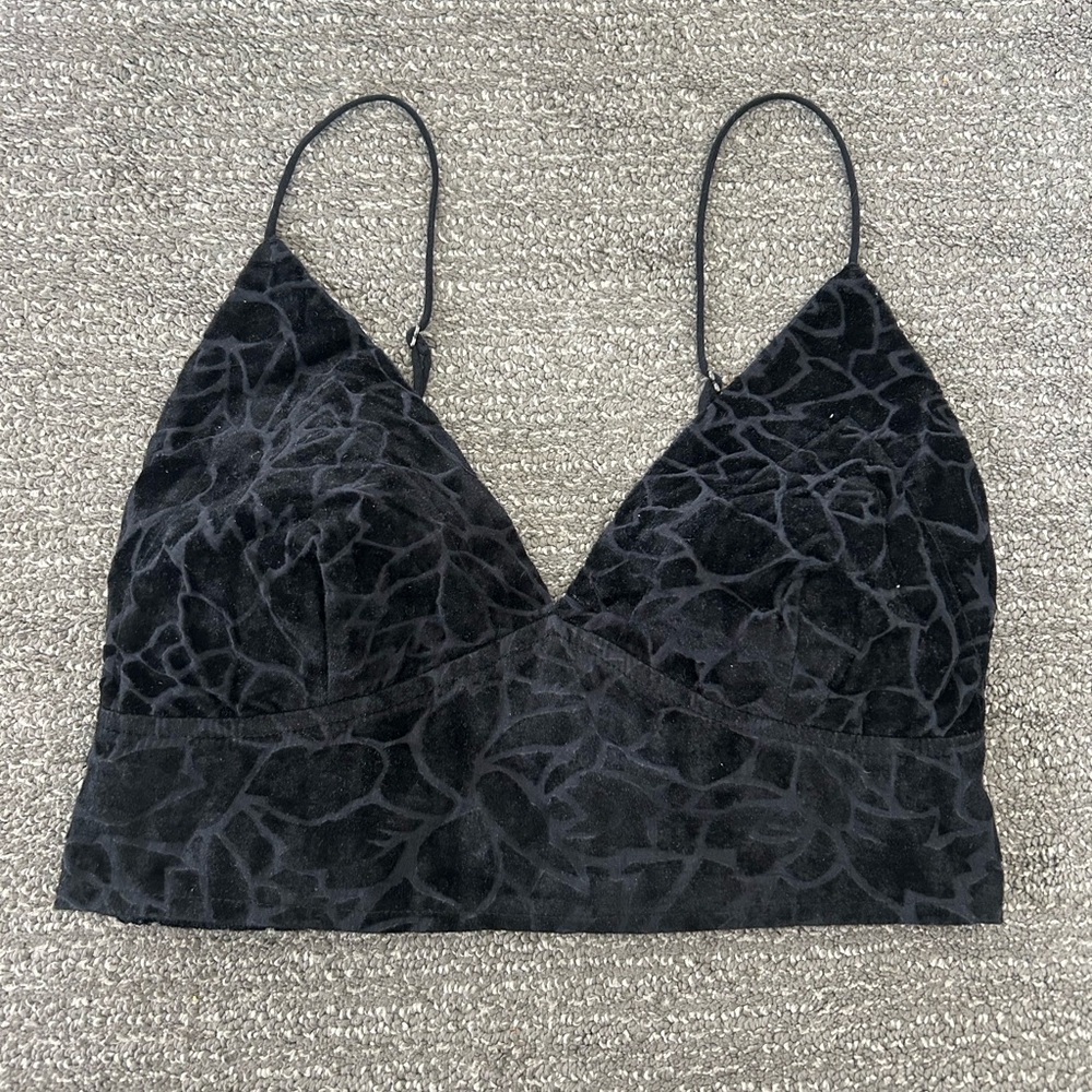 Free People. NEW Chic Black Velvet Bralette